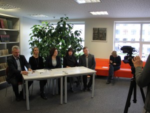 IMG_3735 - konferencija.jpg